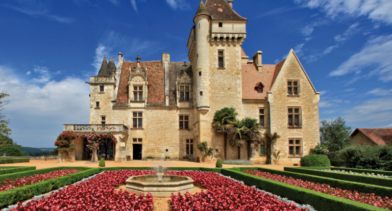 Le magnifique chateau des milandes, avec ses animations rapaces, proche de Sarlat dans le Périgord