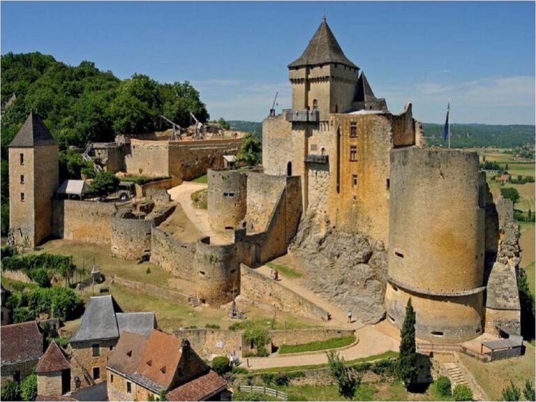 Une visite de Castelnaud s'impose lors de votre séjour en Dordogne